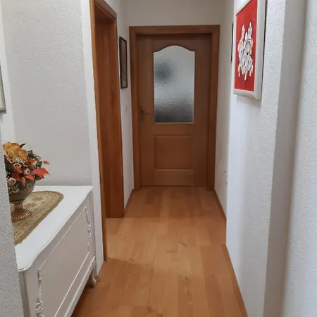 Centar דירה קופרס